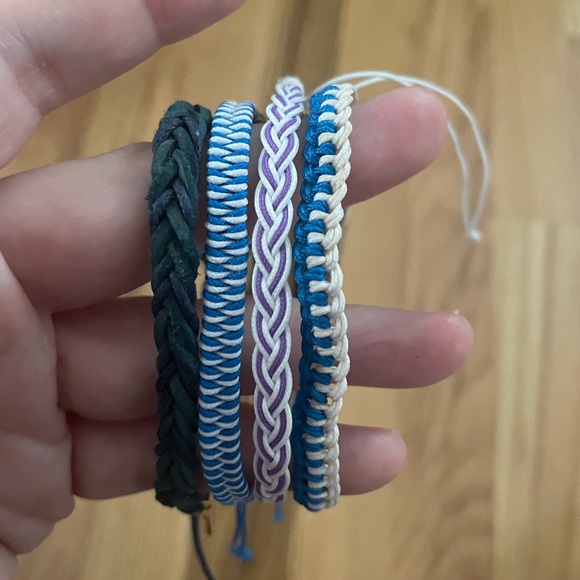 Bundle of handcrafted adjustable bracelets - Picture 2 of 6